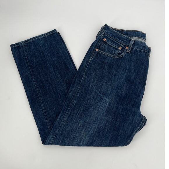 Levi’s 501 Men’s Jeans 38x32 Original Fit Straight Leg Medium Wash Denim - Picture 6 of 6